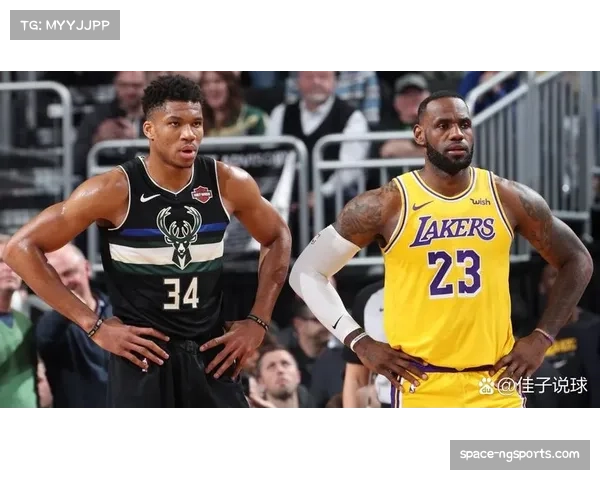 全明星名人赛:字母哥三兄弟执教白队对抗安德森领衔蓝队 全明星名人赛:字母哥三兄弟执教白队对抗安德森领衔蓝队